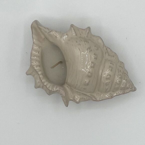 Seashell Candle  - Picture 3 of 3
